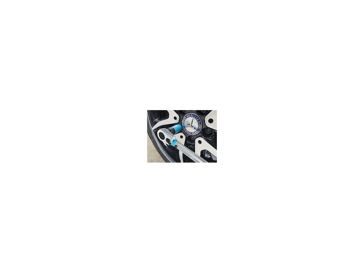 Noix à frapper HAZET  17 mm avec protection plastique