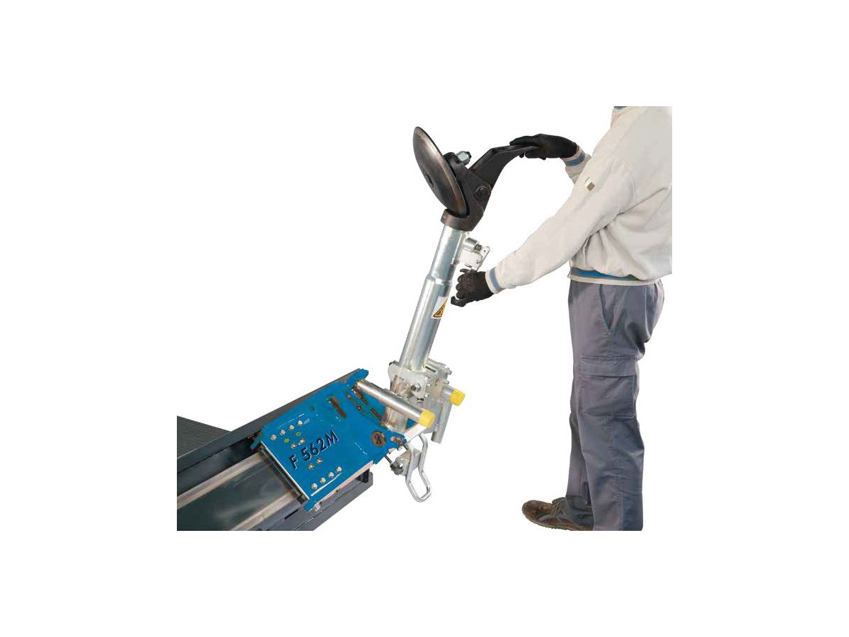Machine à pneus - FAIP F 562 M