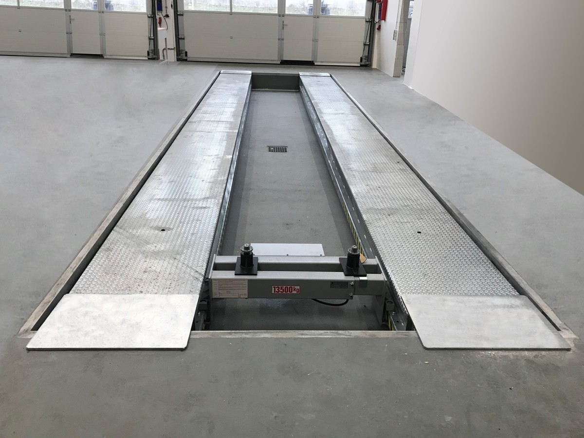 Hebebühne für Nutzfahrzeuge, Unterflur - RAVAGLIOLI 835 I, Länge 10 Meter, 35 To.