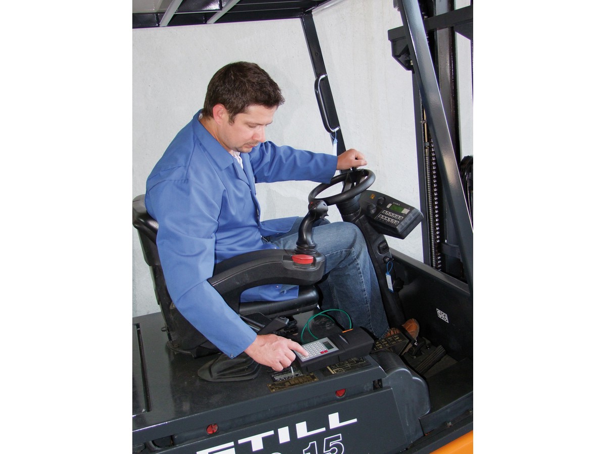 Bremsverzögerungsmessgerät - MAHA VZM 300, Deutsch