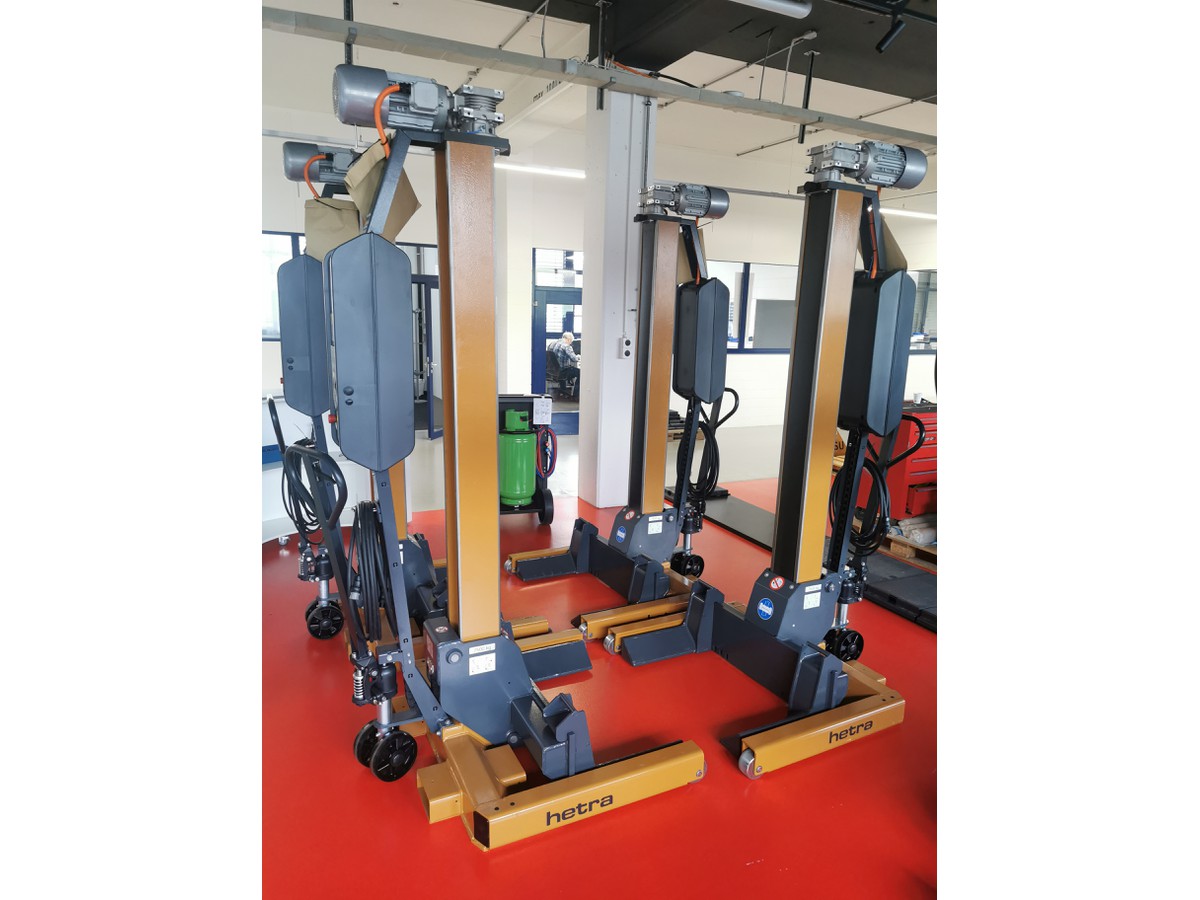 Mobile Radgreifer-Hebebühne - HETRA C_RGA 7.5 UC